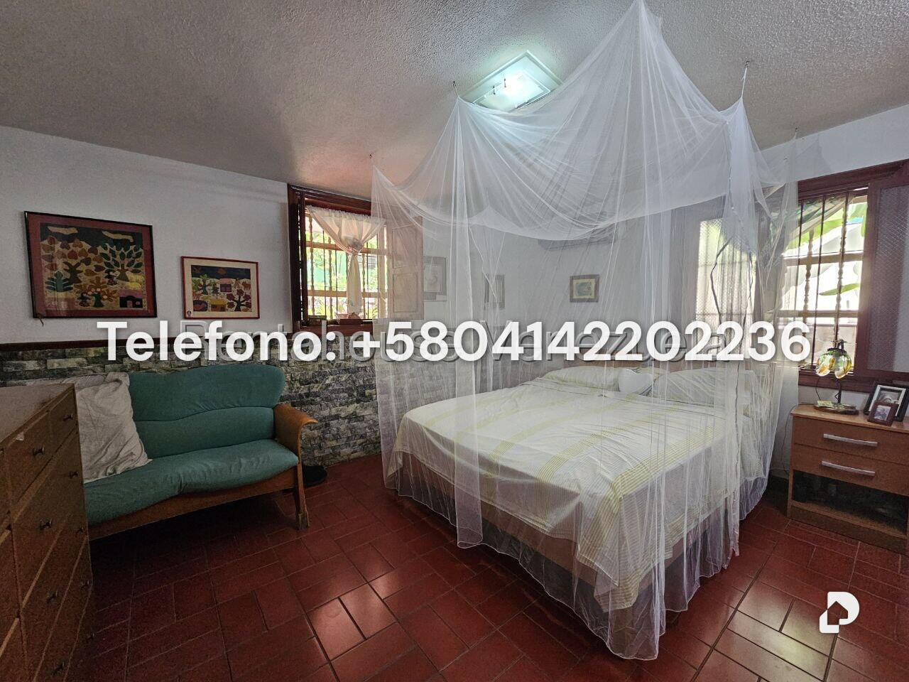Casa en Los Palos Grandes, Caracas – 33