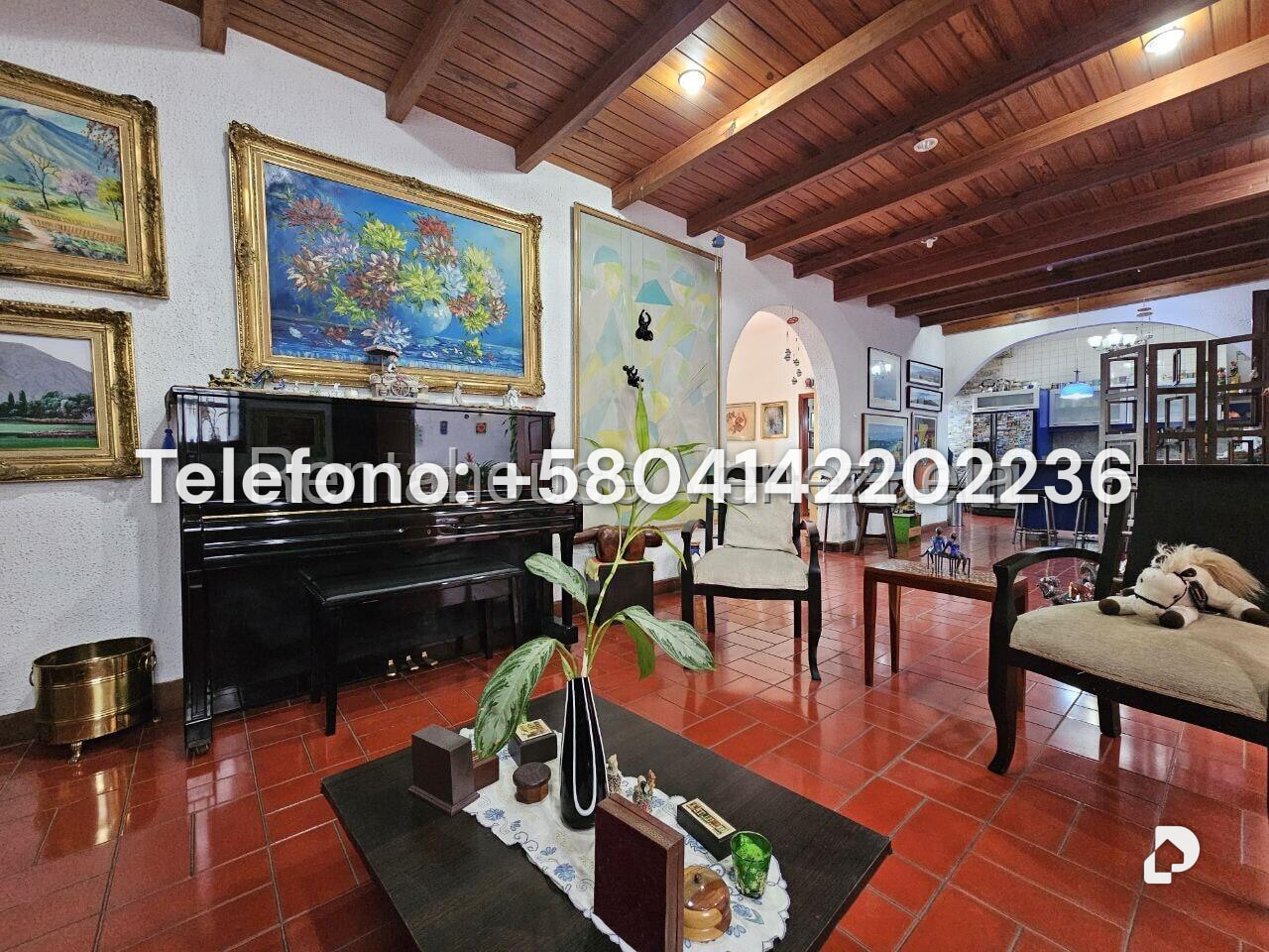 Casa en Los Palos Grandes, Caracas – 21