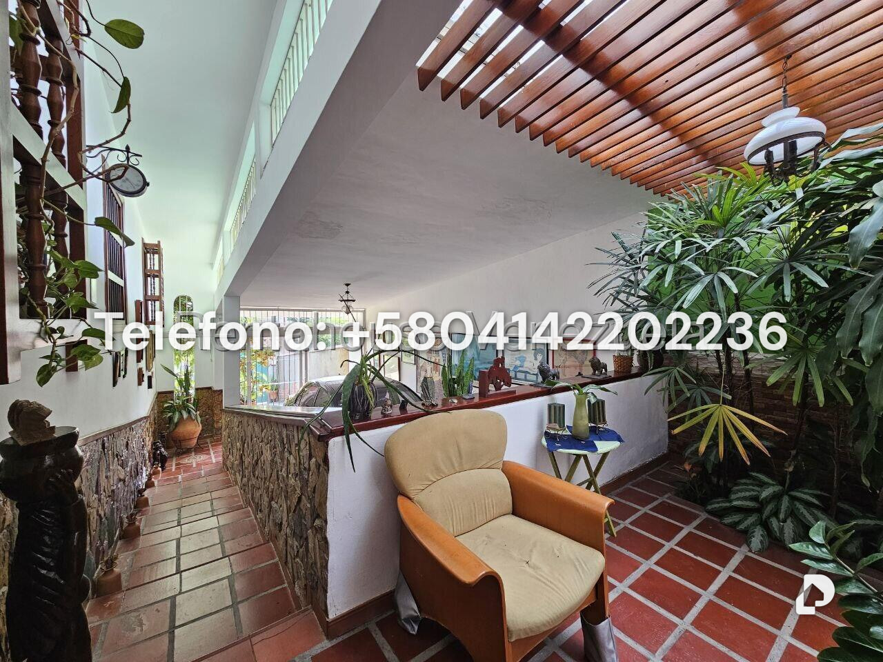Casa en Los Palos Grandes, Caracas – 10