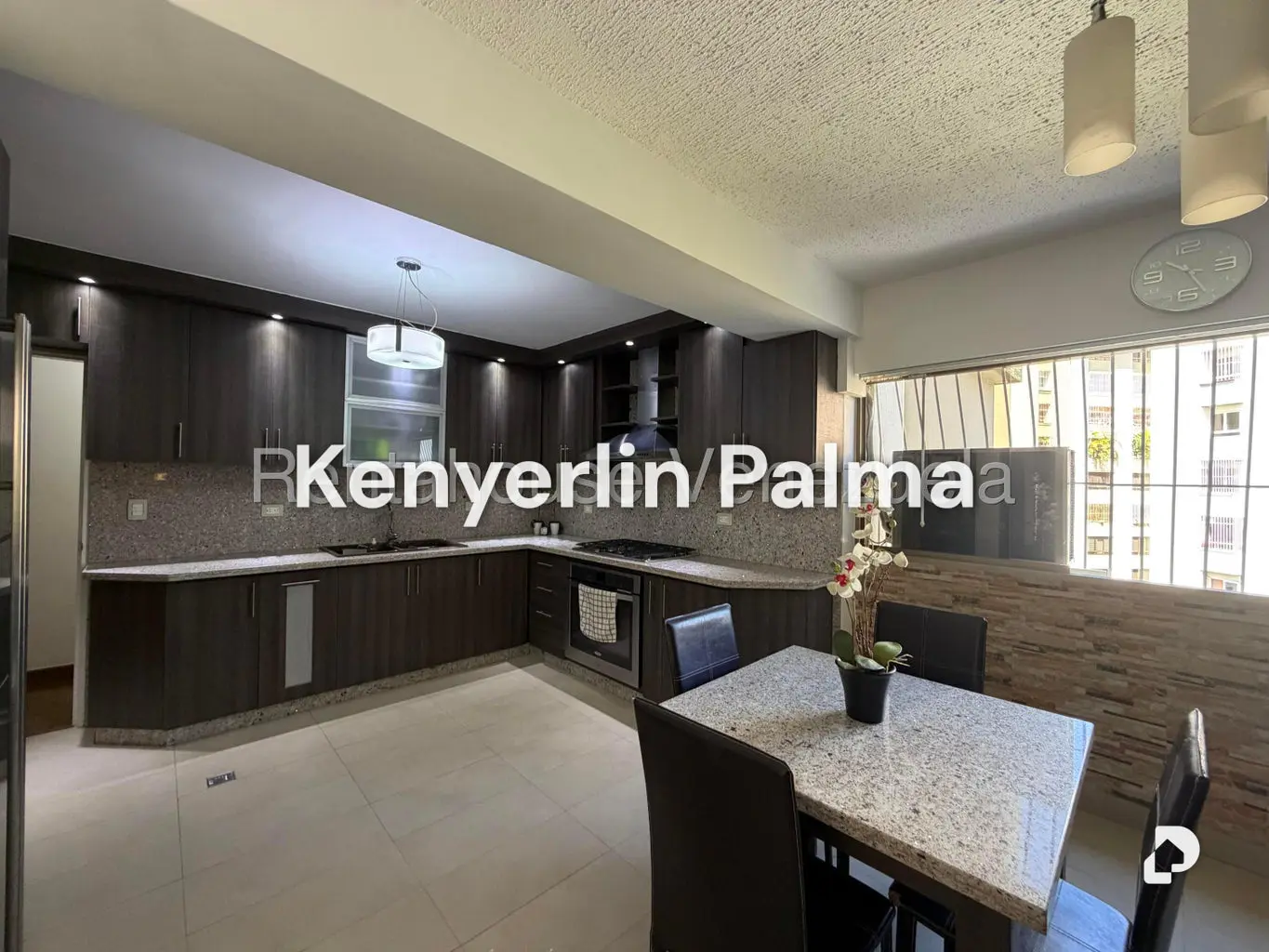 Apartamento en La Urbina, Caracas – 10