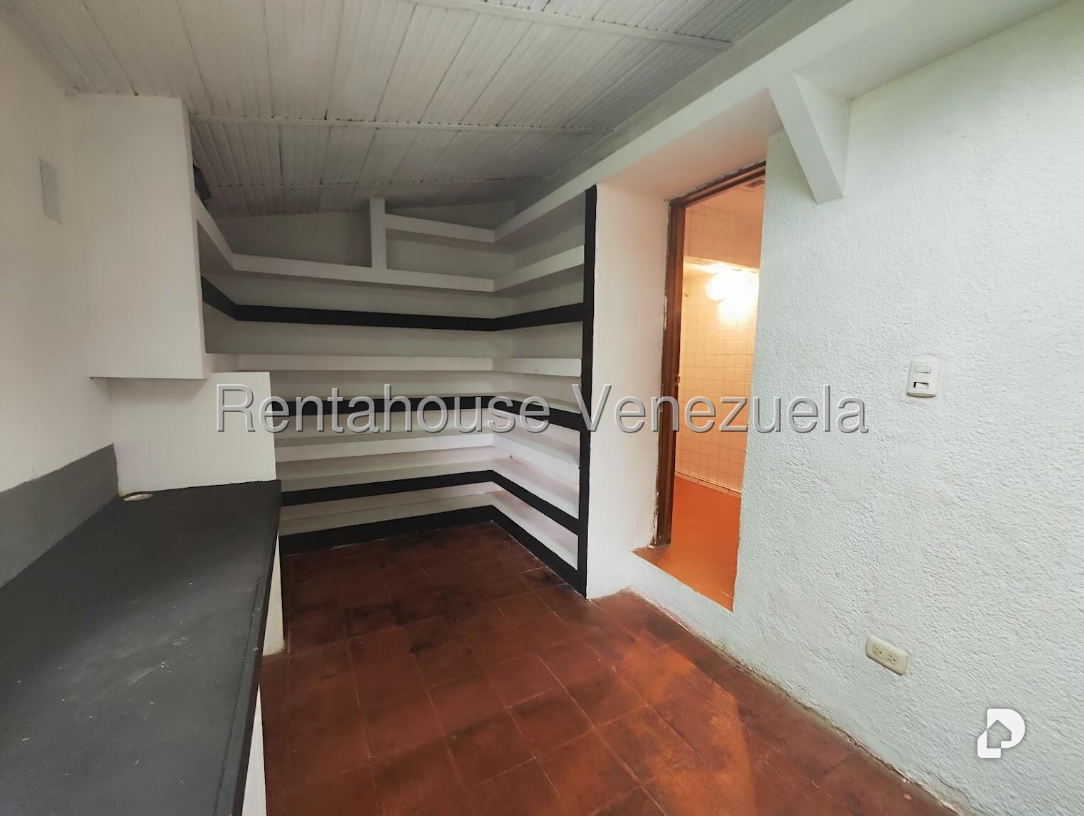 Anexo en Altamira, Caracas – 12