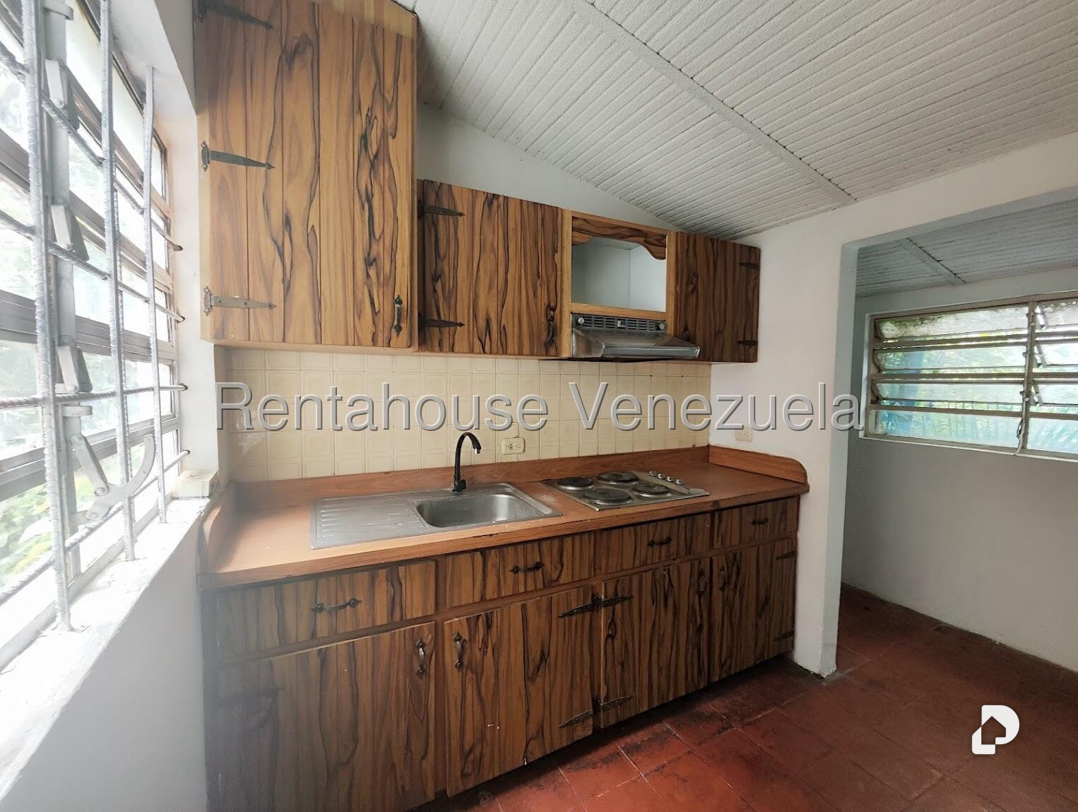 Anexo en Altamira, Caracas – 8