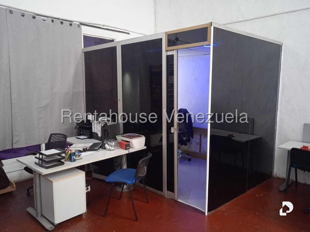 Local comercial en Guatire – 19