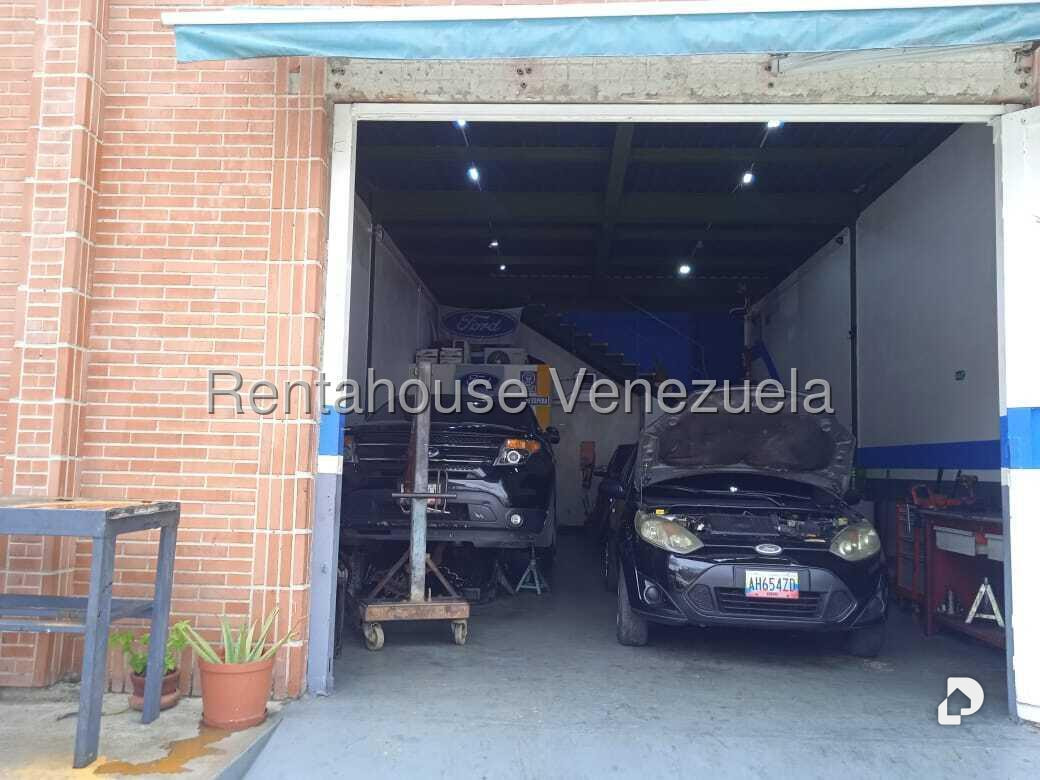 Local comercial en Guatire – 21