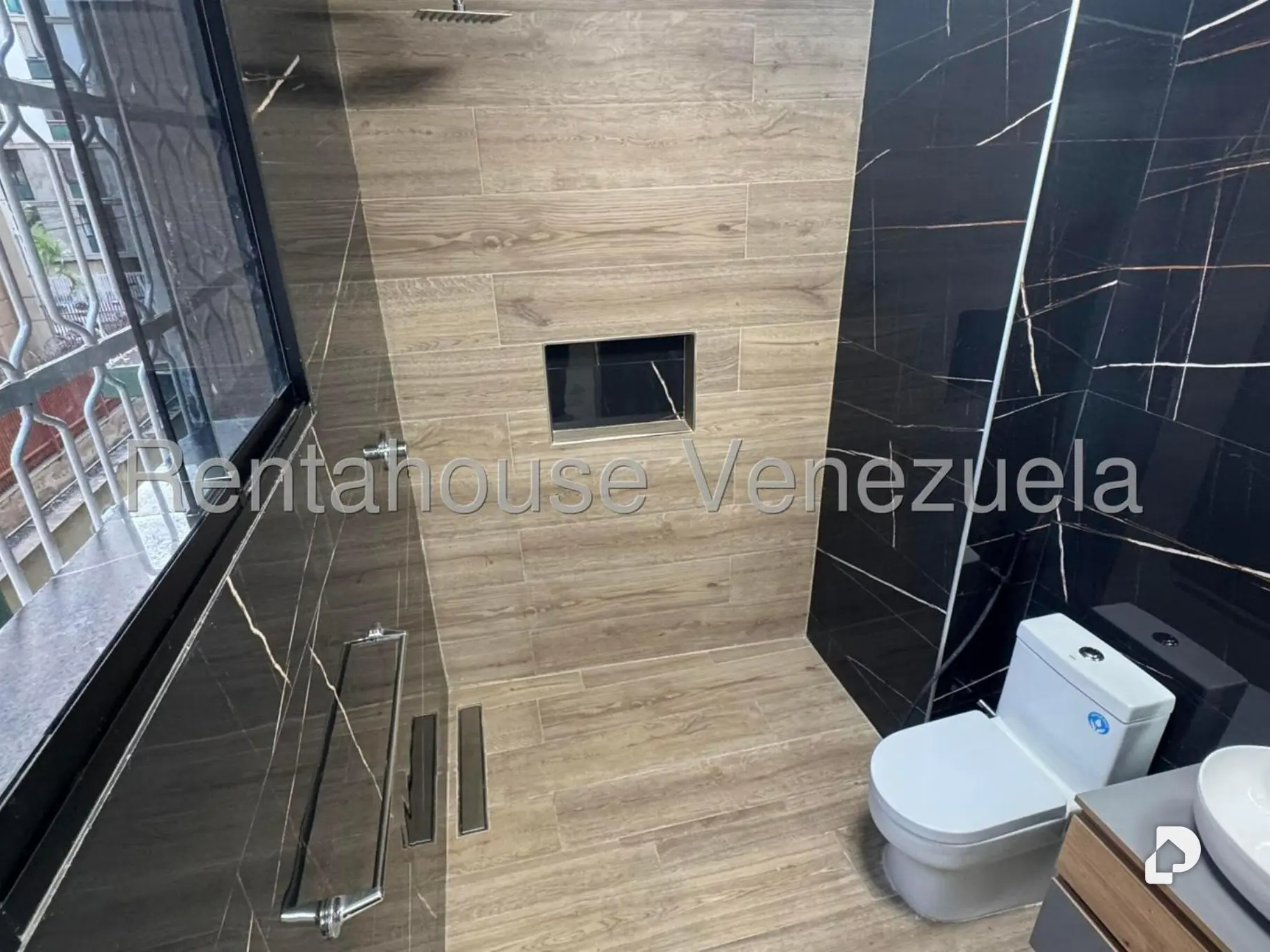 Apartment in Los Palos Grandes, Caracas – 8