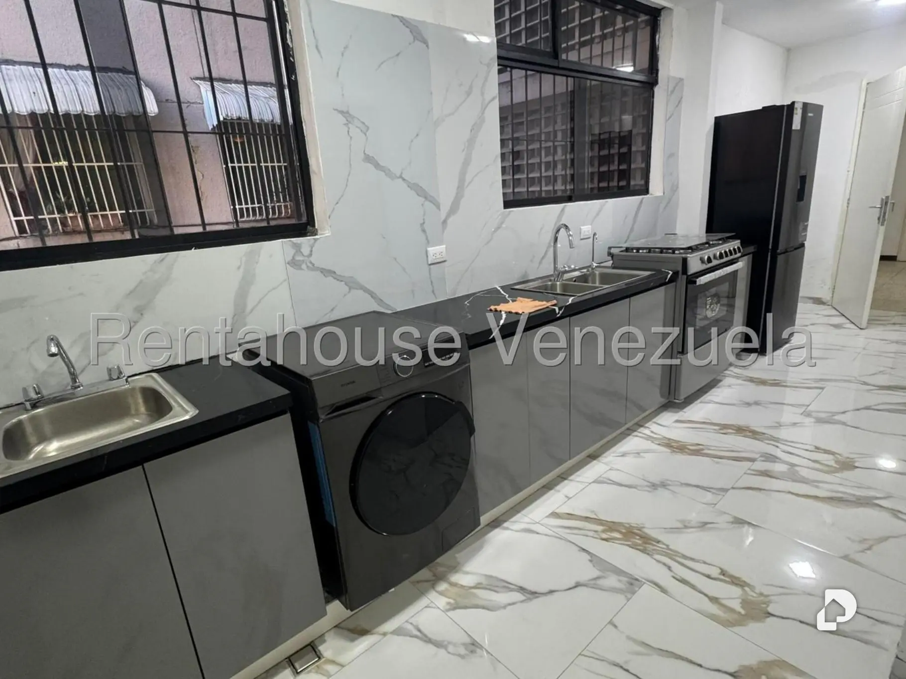 Apartment in Los Palos Grandes, Caracas – 7