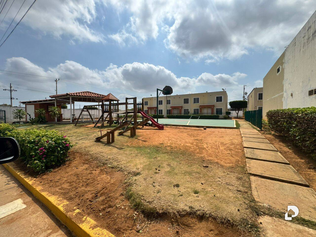 Townhouse en Caminos a La Lagunita, Maracaibo