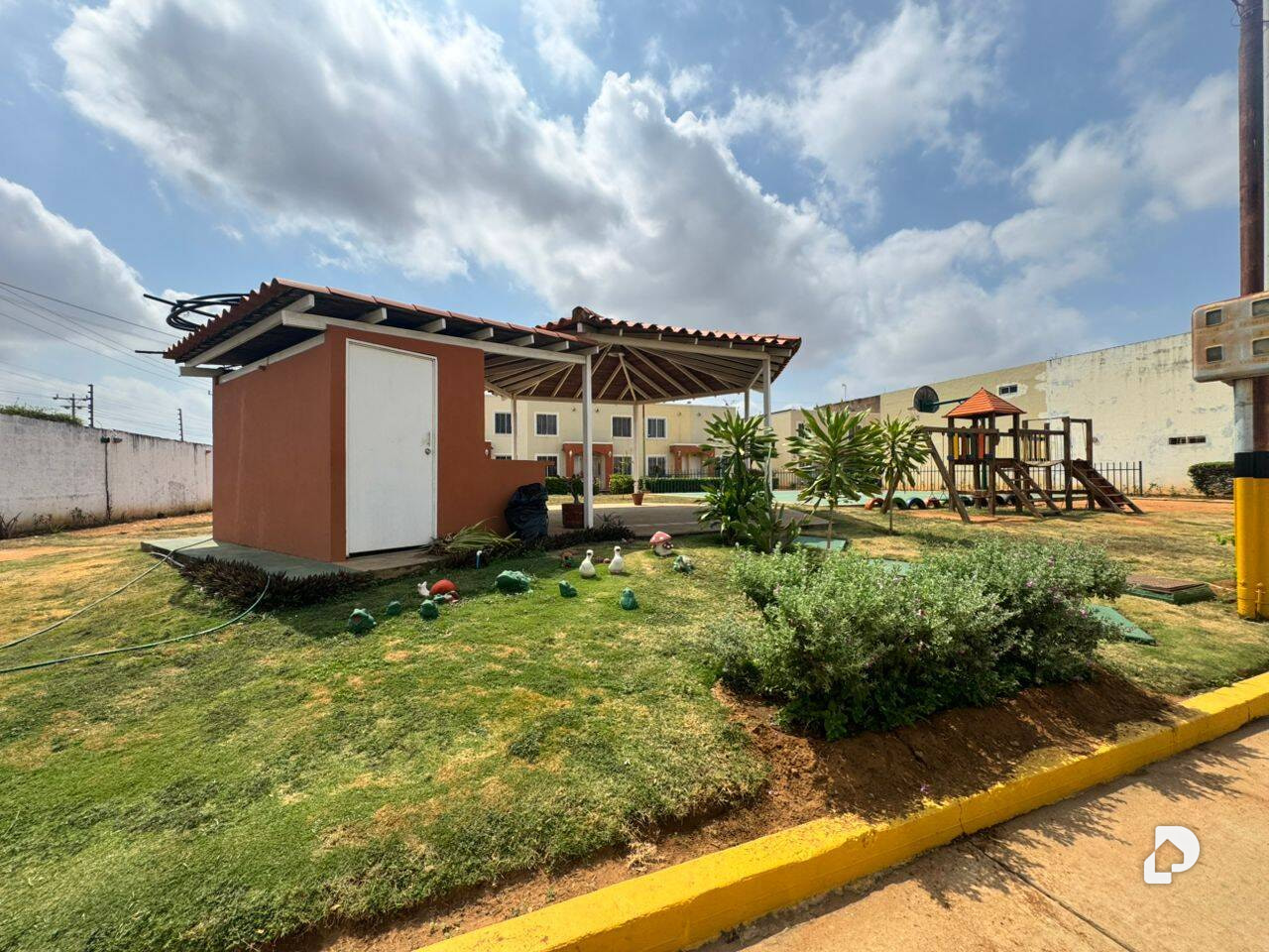 Townhouse en Caminos a La Lagunita, Maracaibo