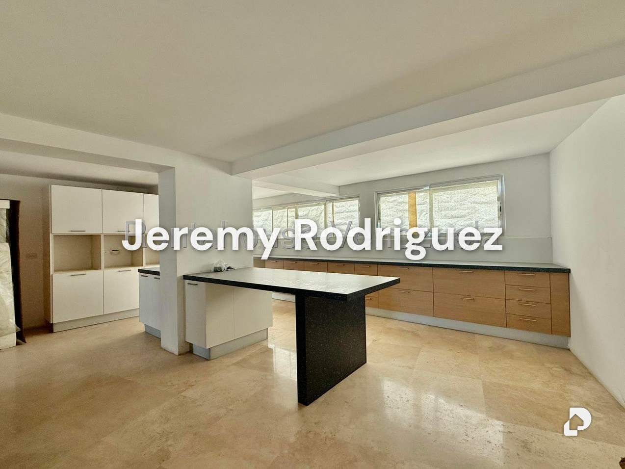 Apartamento en Las Mercedes, Caracas – 11