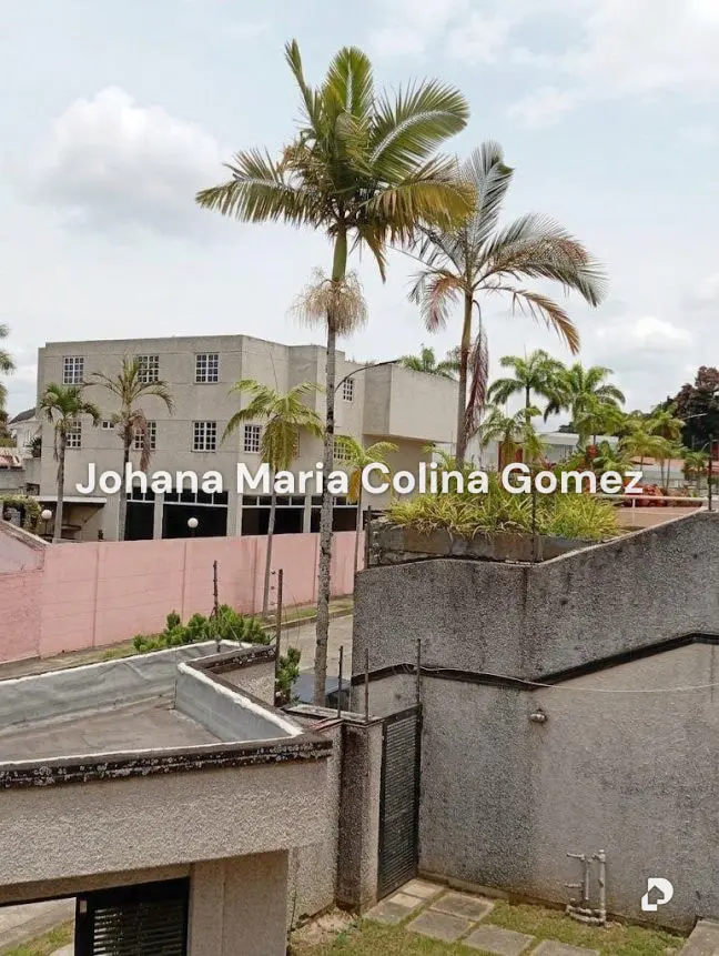 House in Lomas de La Lagunita, Caracas – 22