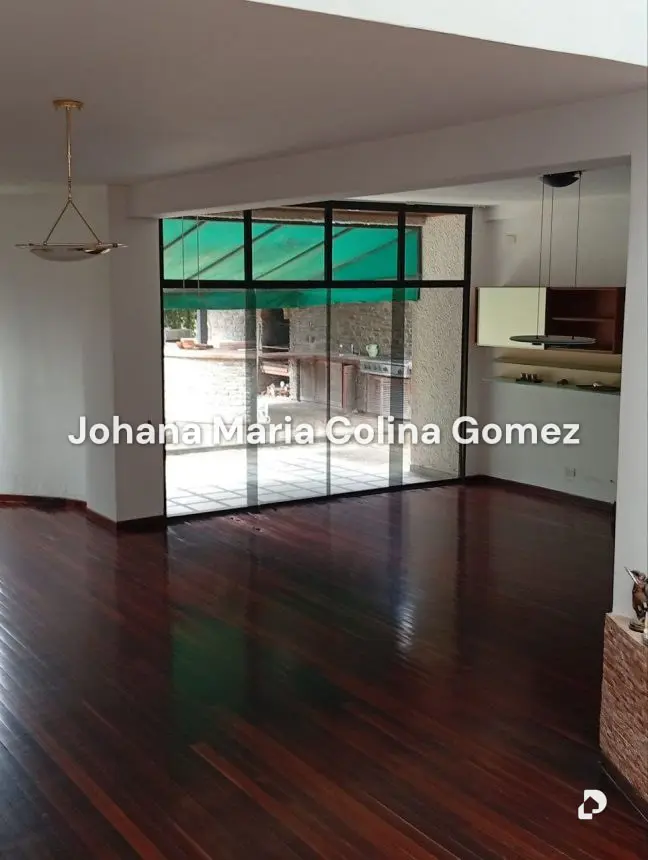 House in Lomas de La Lagunita, Caracas – 11