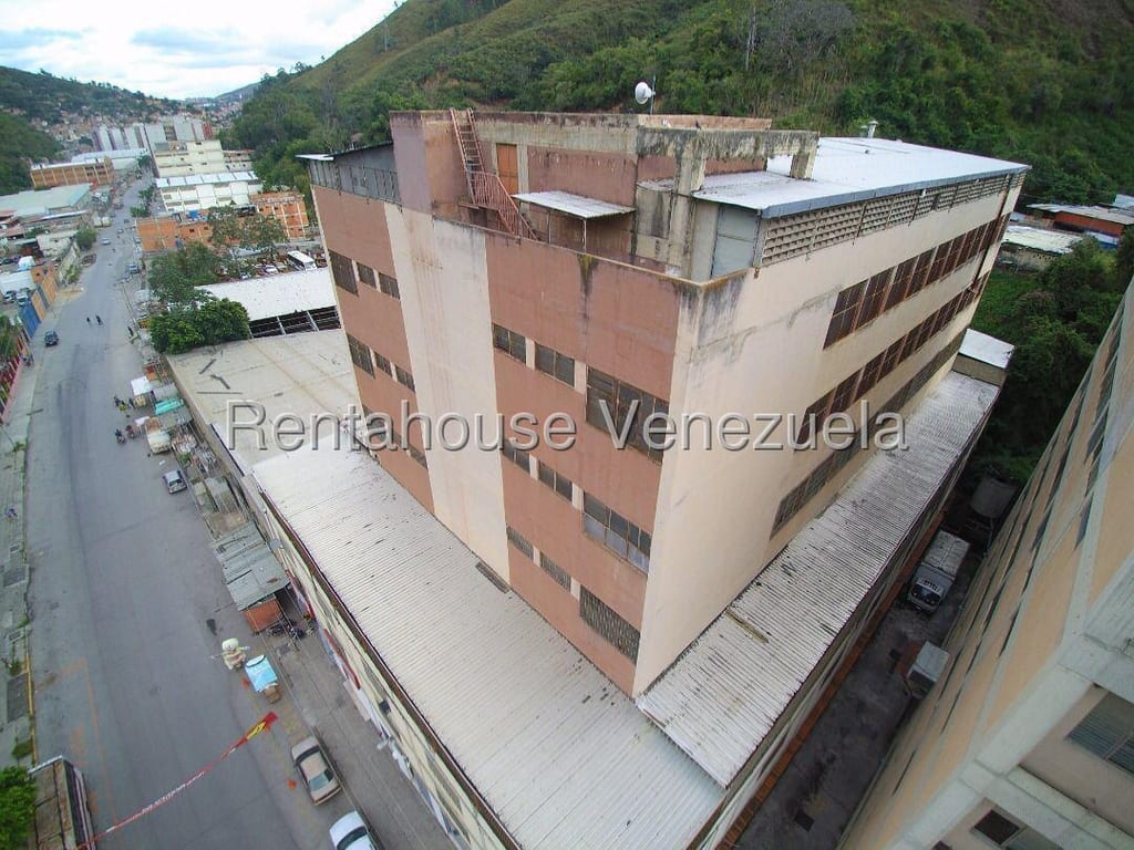 Local comercial en Macarao, Caracas - 1