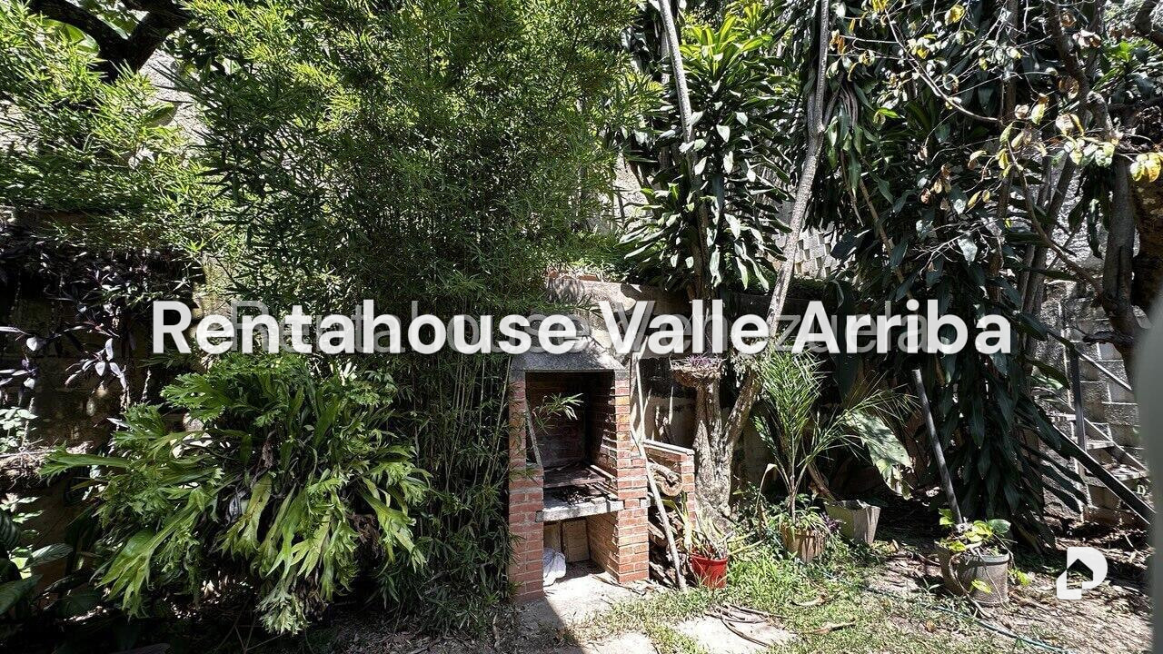 Casa en Prados del Este, Caracas – 29