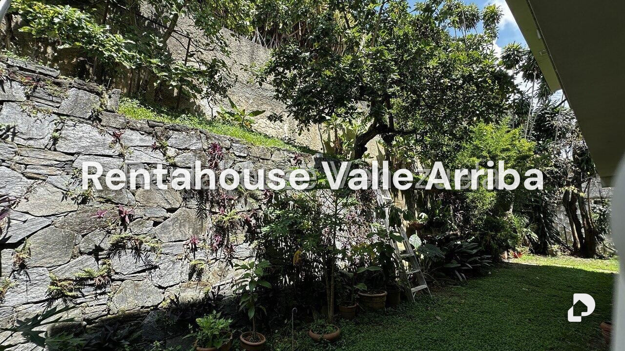 Casa en Prados del Este, Caracas – 28
