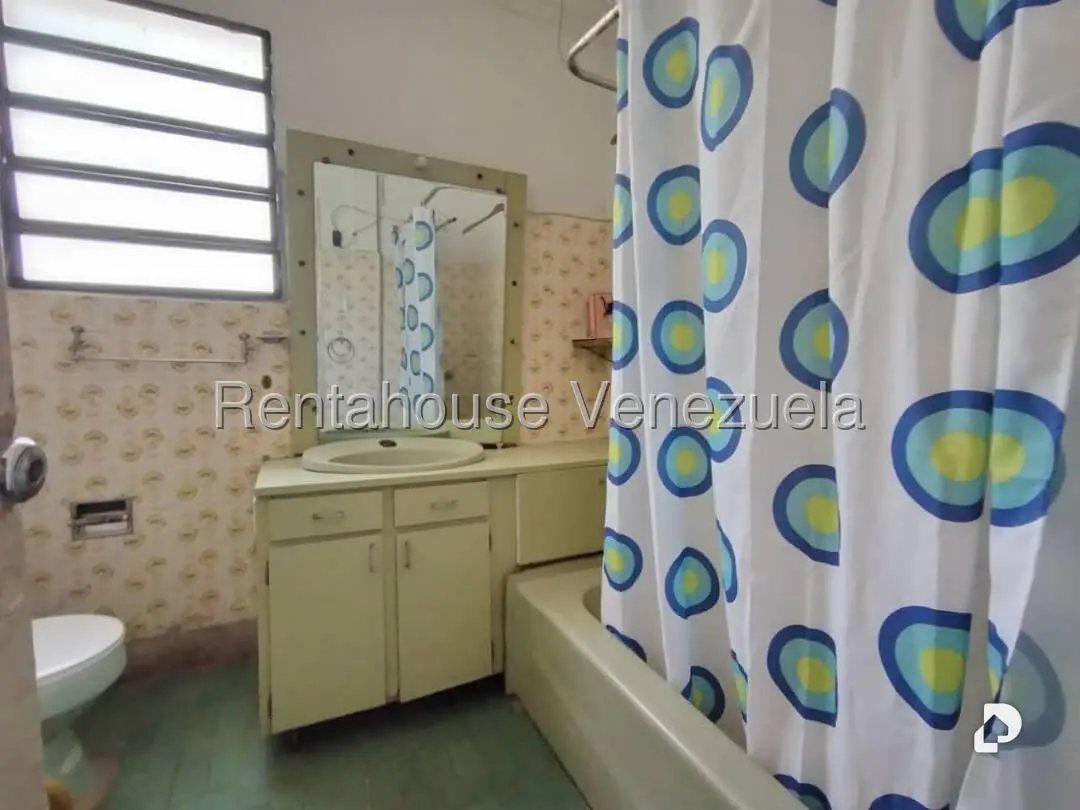 Casa en Santa Mónica, Caracas – 30