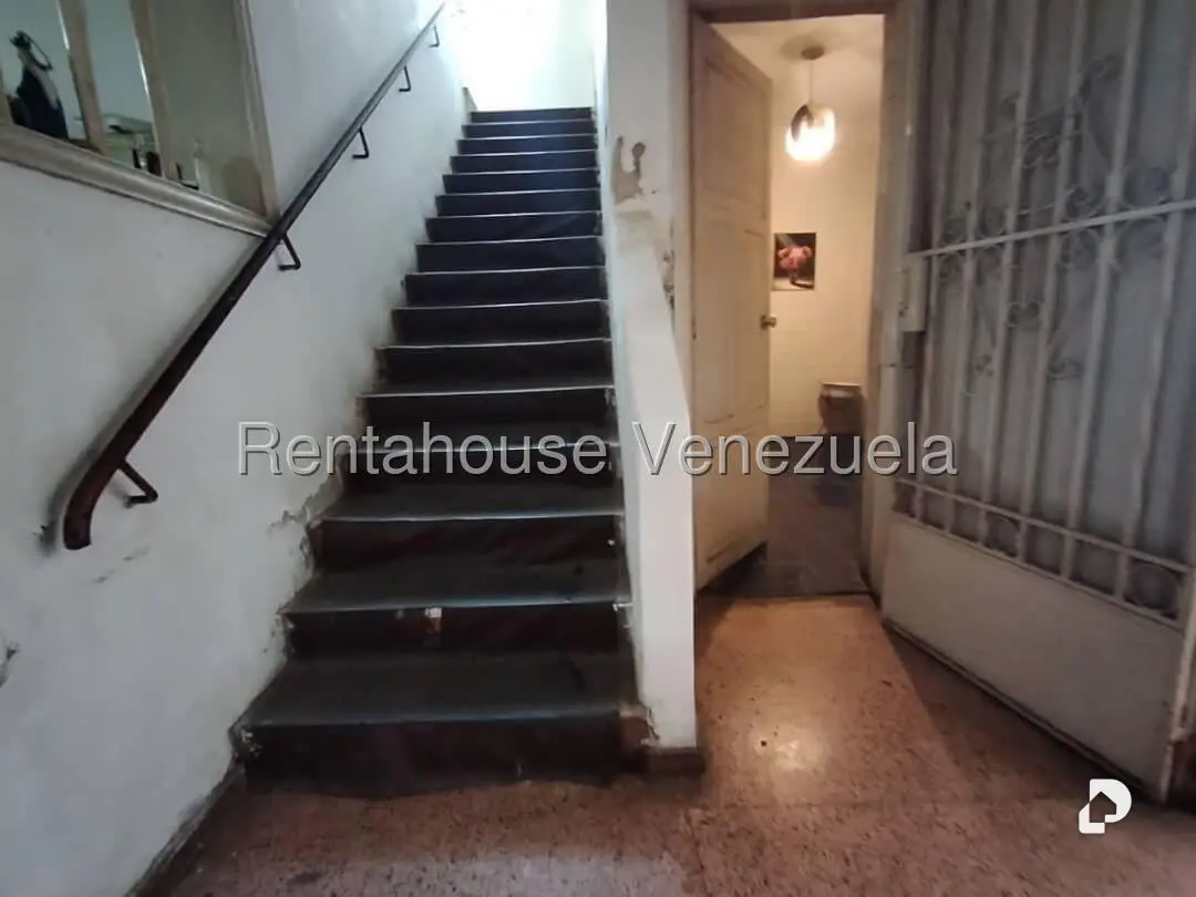 Casa en Santa Mónica, Caracas – 14