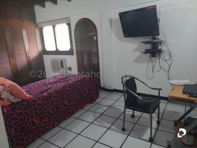 Casa en Sorocaima, Caracas – 8