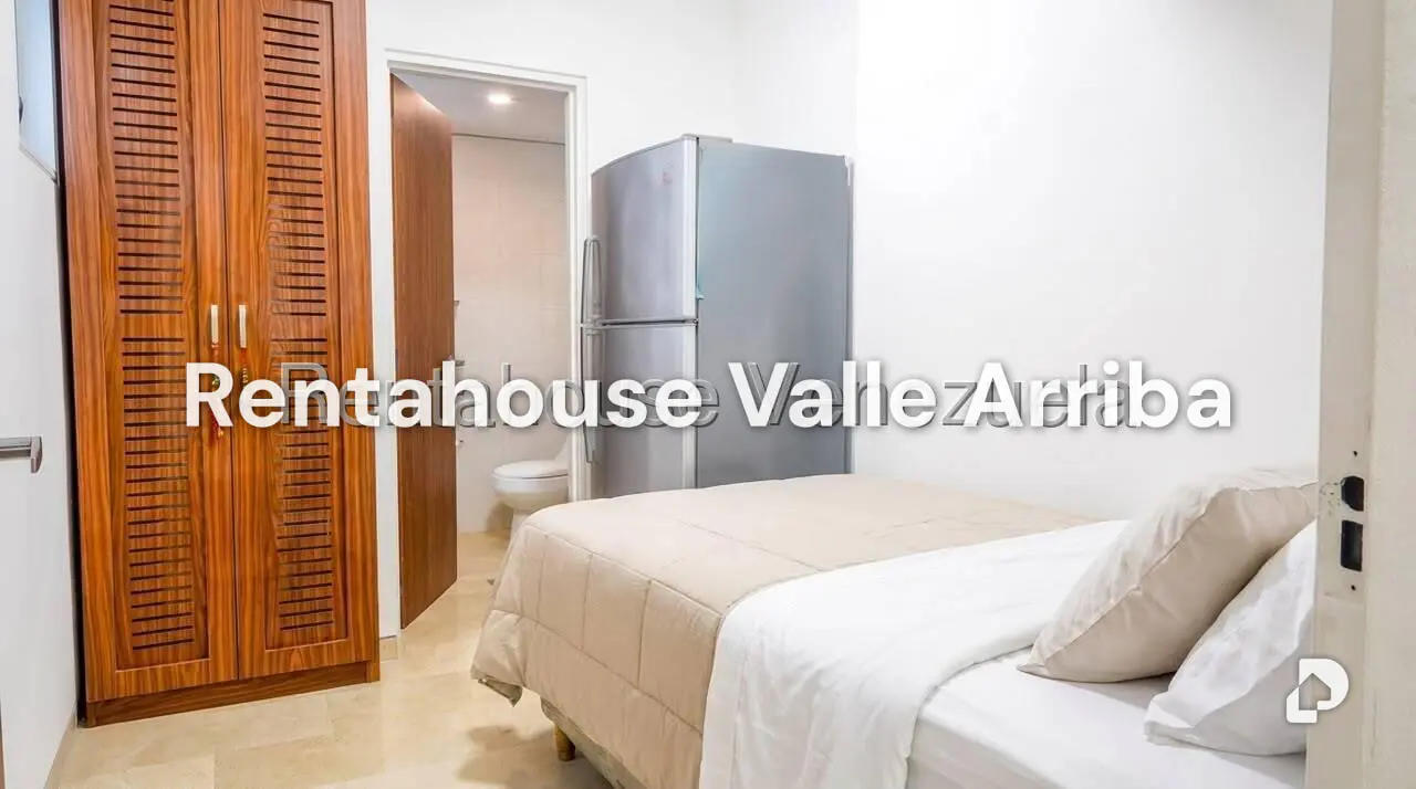 Apartamento en Las Mesetas de Santa Rosa de Lima, Caracas – 29