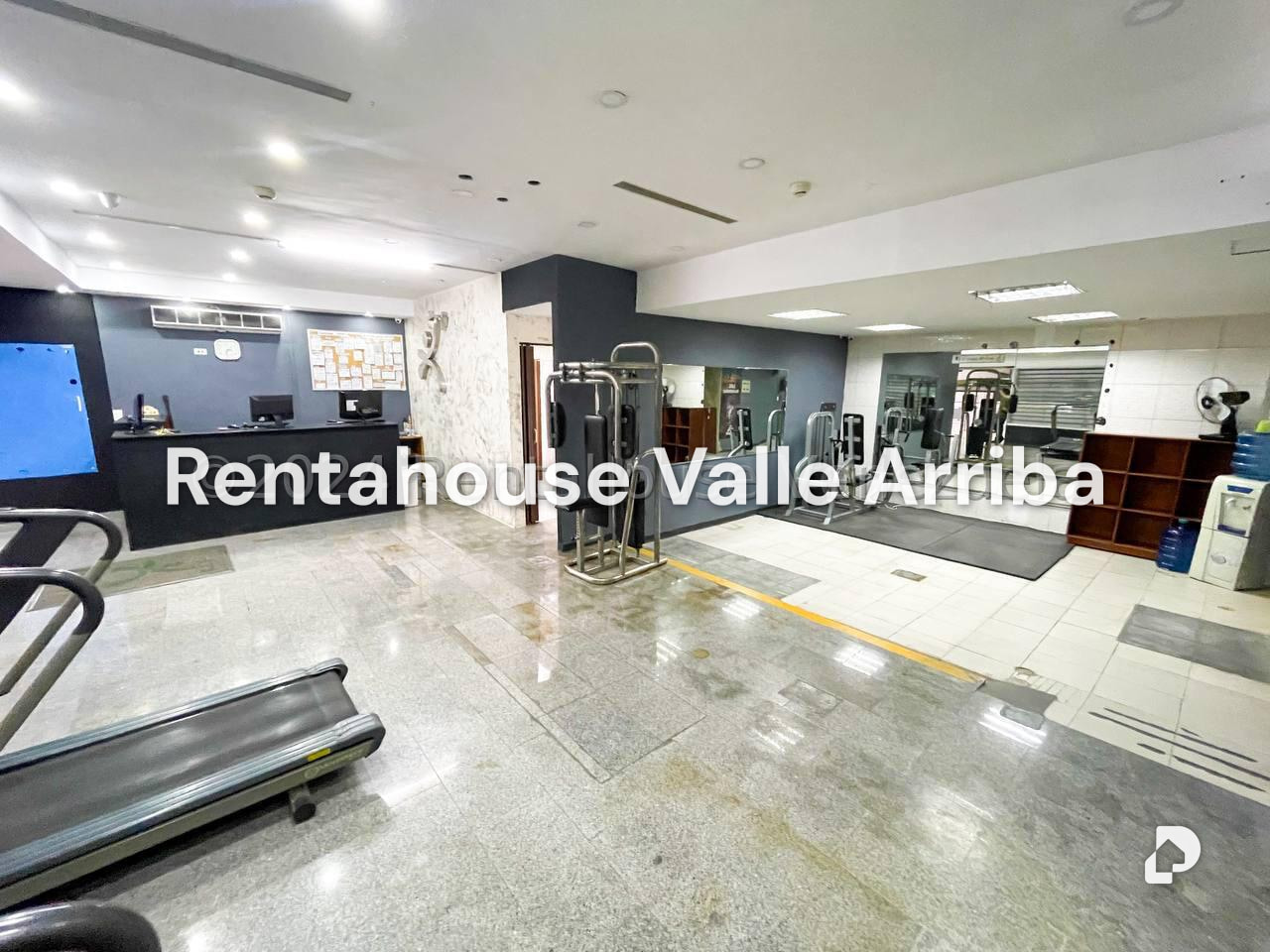 Local comercial en Los Palos Grandes, Caracas – 8