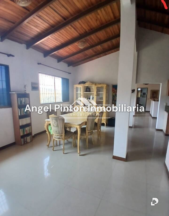 Casa en Altos del Halcón, Caracas – 7