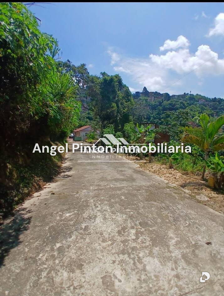Casa en Altos del Halcón, Caracas – 3