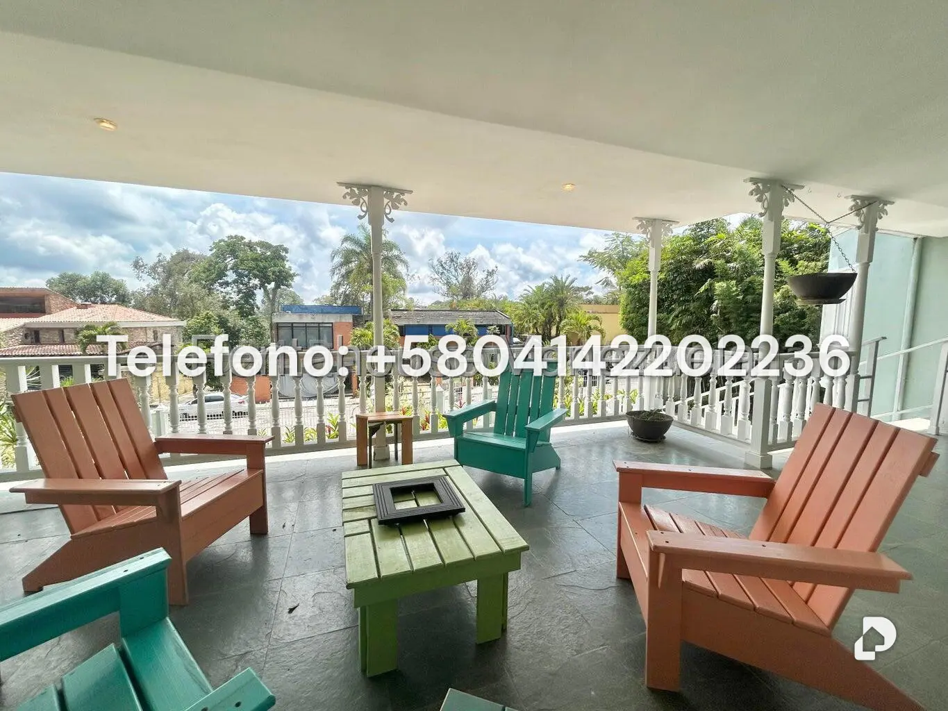 House in La Lagunita Country Club, Caracas – 32