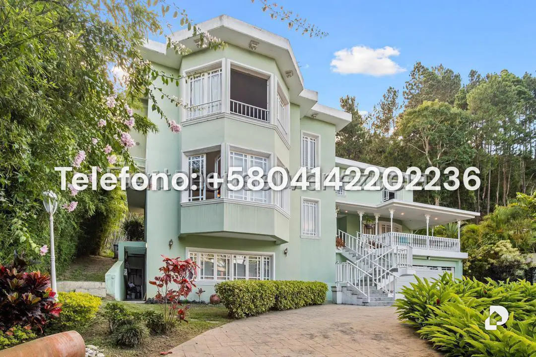 House in La Lagunita Country Club, Caracas – 2