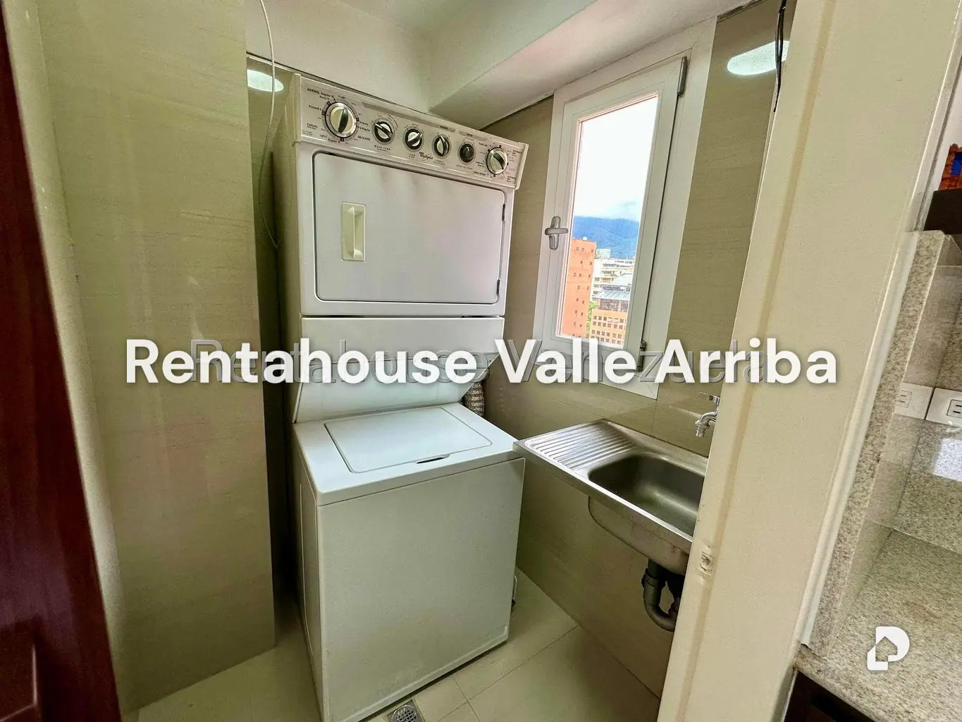 Apartamento en El Rosal, Caracas – 15