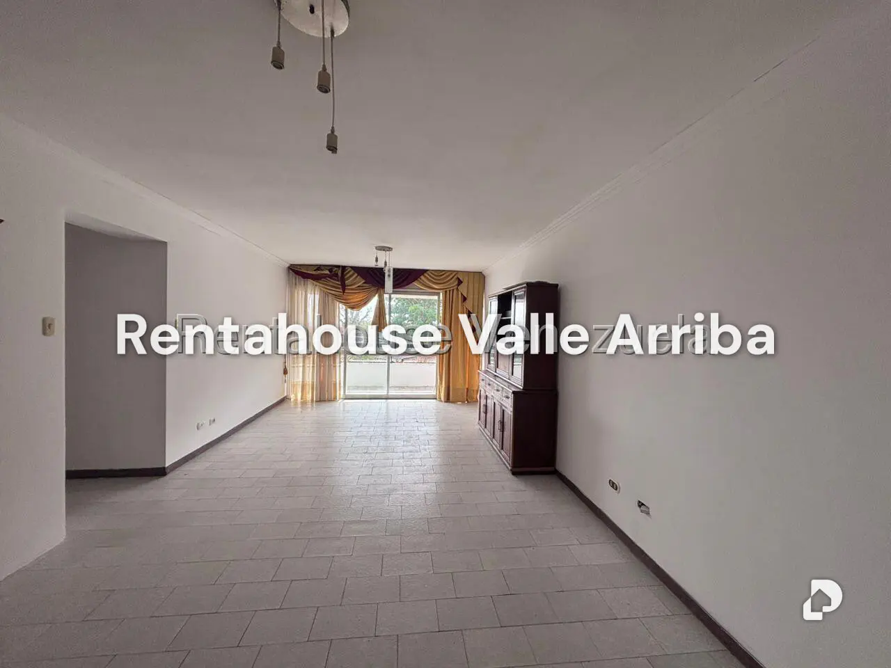 Apartamento en San Antonio, Los Teques – 2
