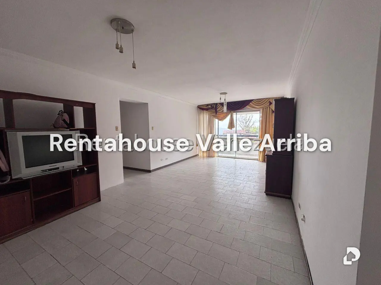 Apartamento en San Antonio, Los Teques – 3