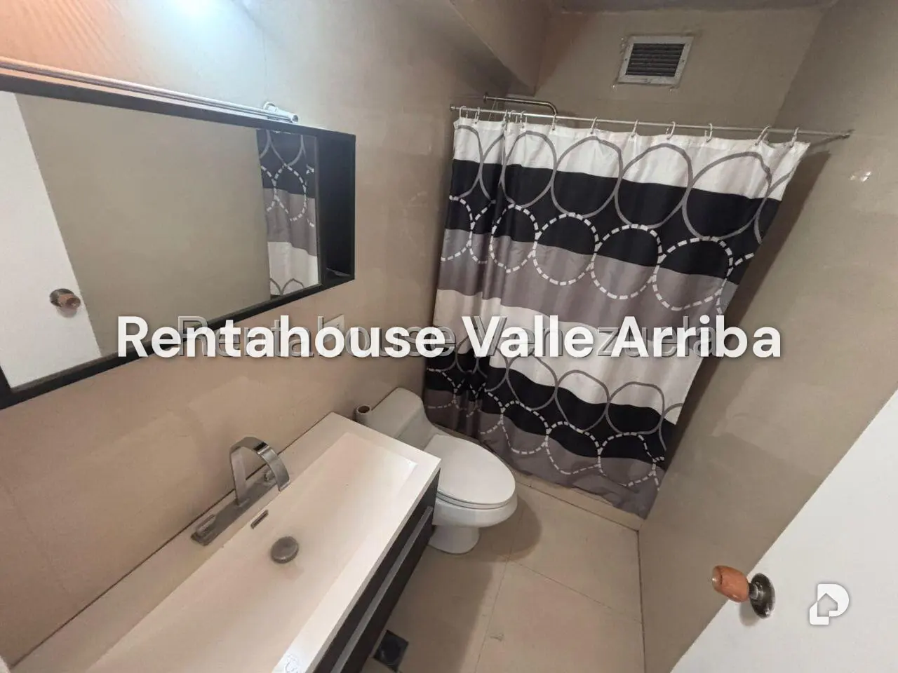 Apartamento en San Antonio, Los Teques – 17