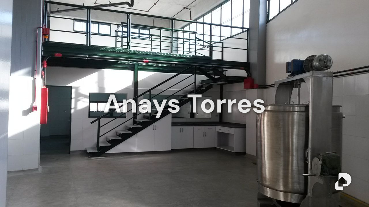 Edificio en Carrizal, Altos Mirandinos – 2