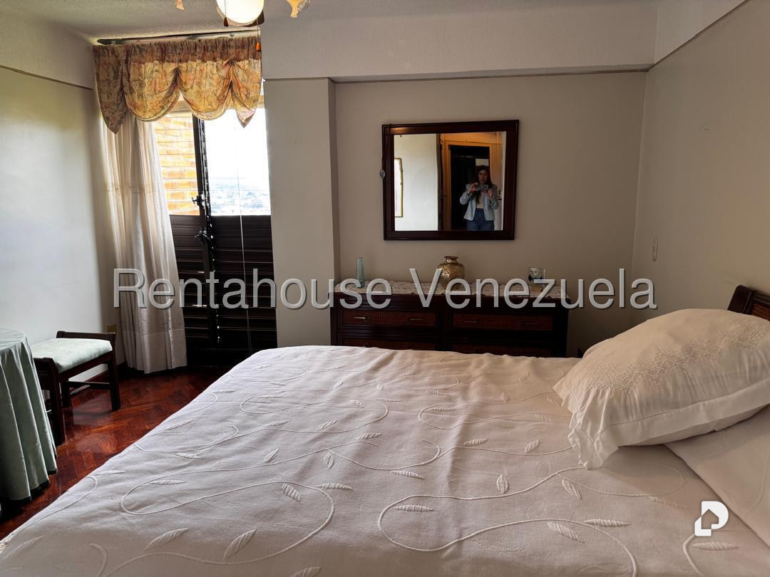 Apartamento en Las Esmeraldas, Caracas