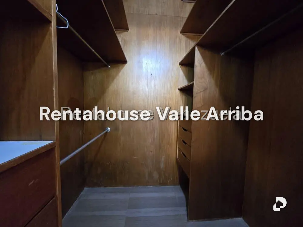 Apartamento en Cumbres de Curumo, Caracas – 25