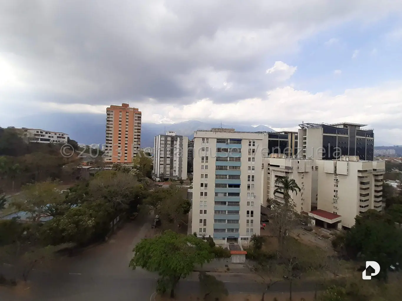 Apartamento en Colinas de La California, Caracas – 6