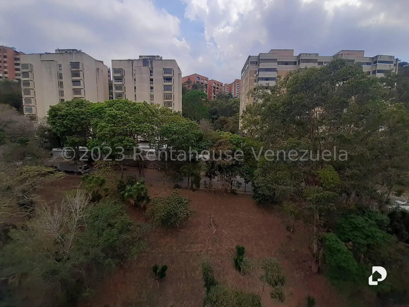 Apartamento en Colinas de La California, Caracas – 18