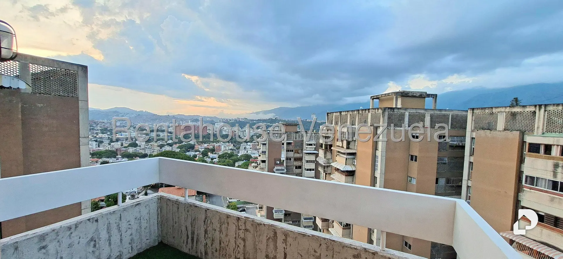 Apartamento en Santa Mónica, Caracas – 21