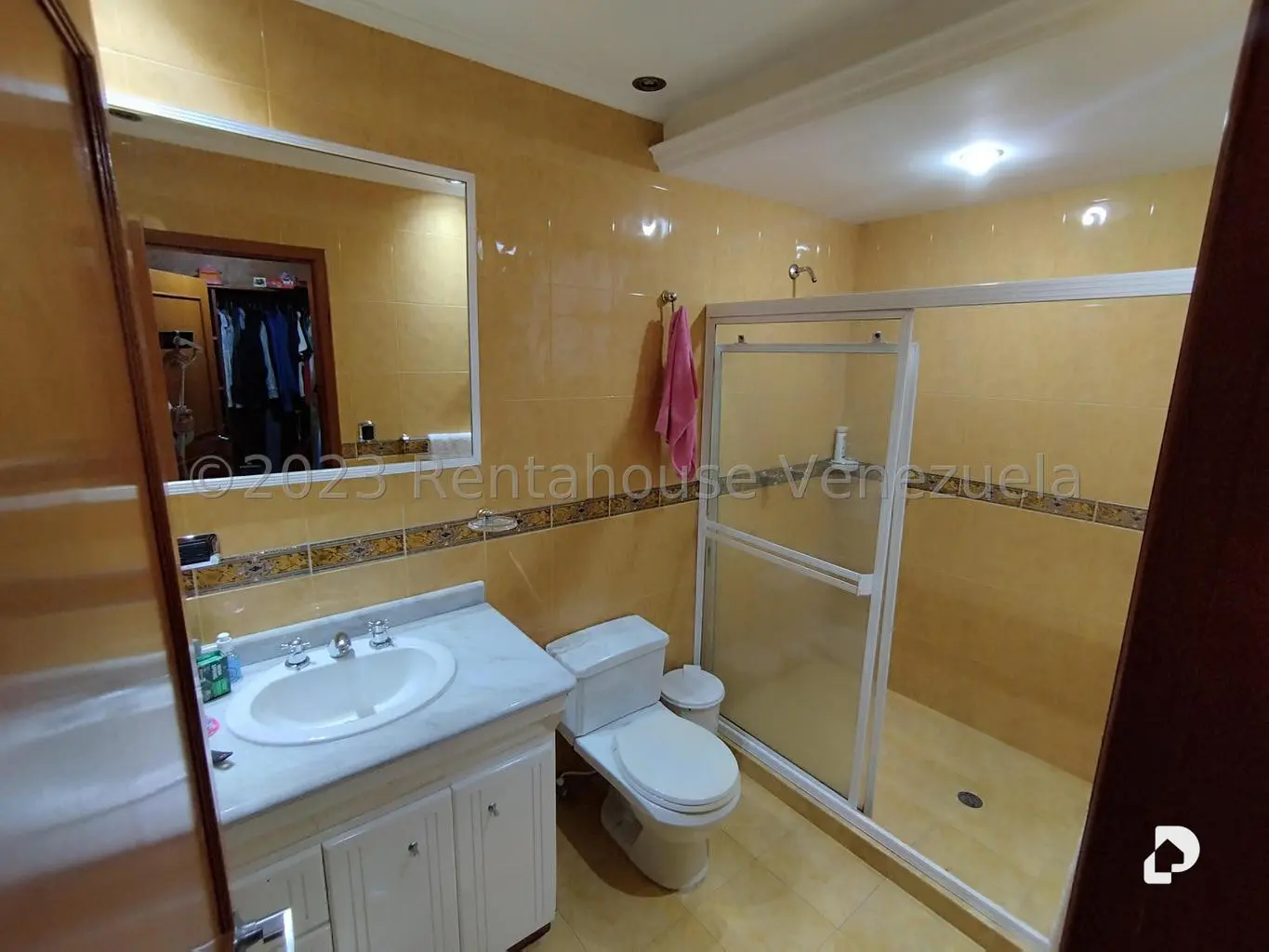 Casa en Macaracuay, Caracas – 28