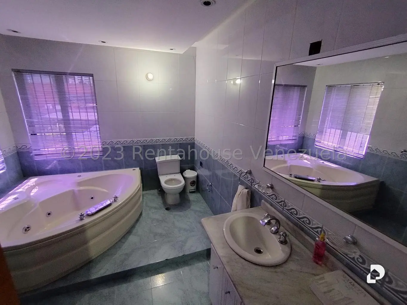 Casa en Macaracuay, Caracas – 30