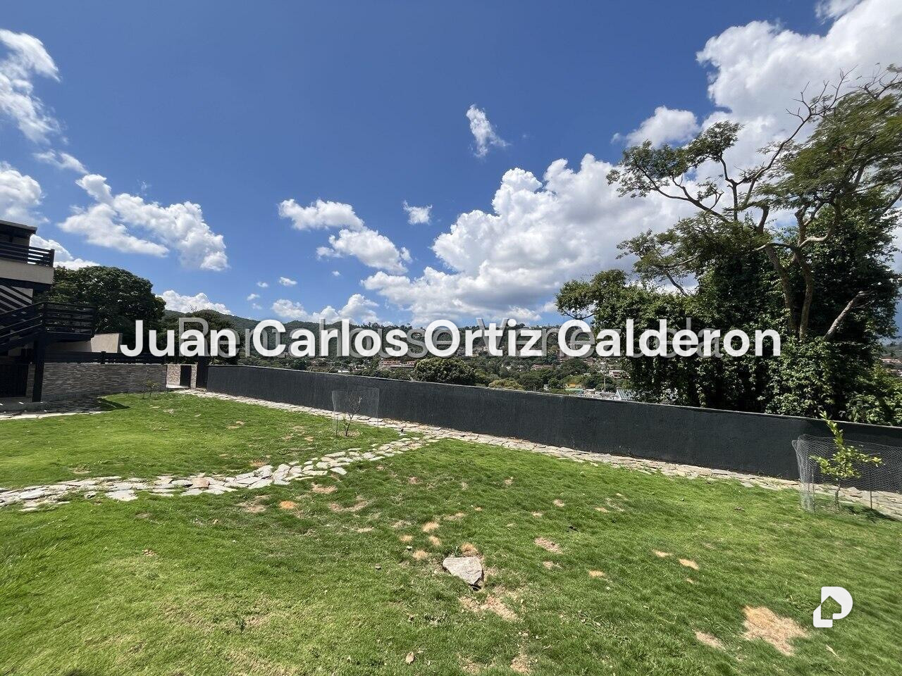 Terreno en Prados del Este, Caracas – 23
