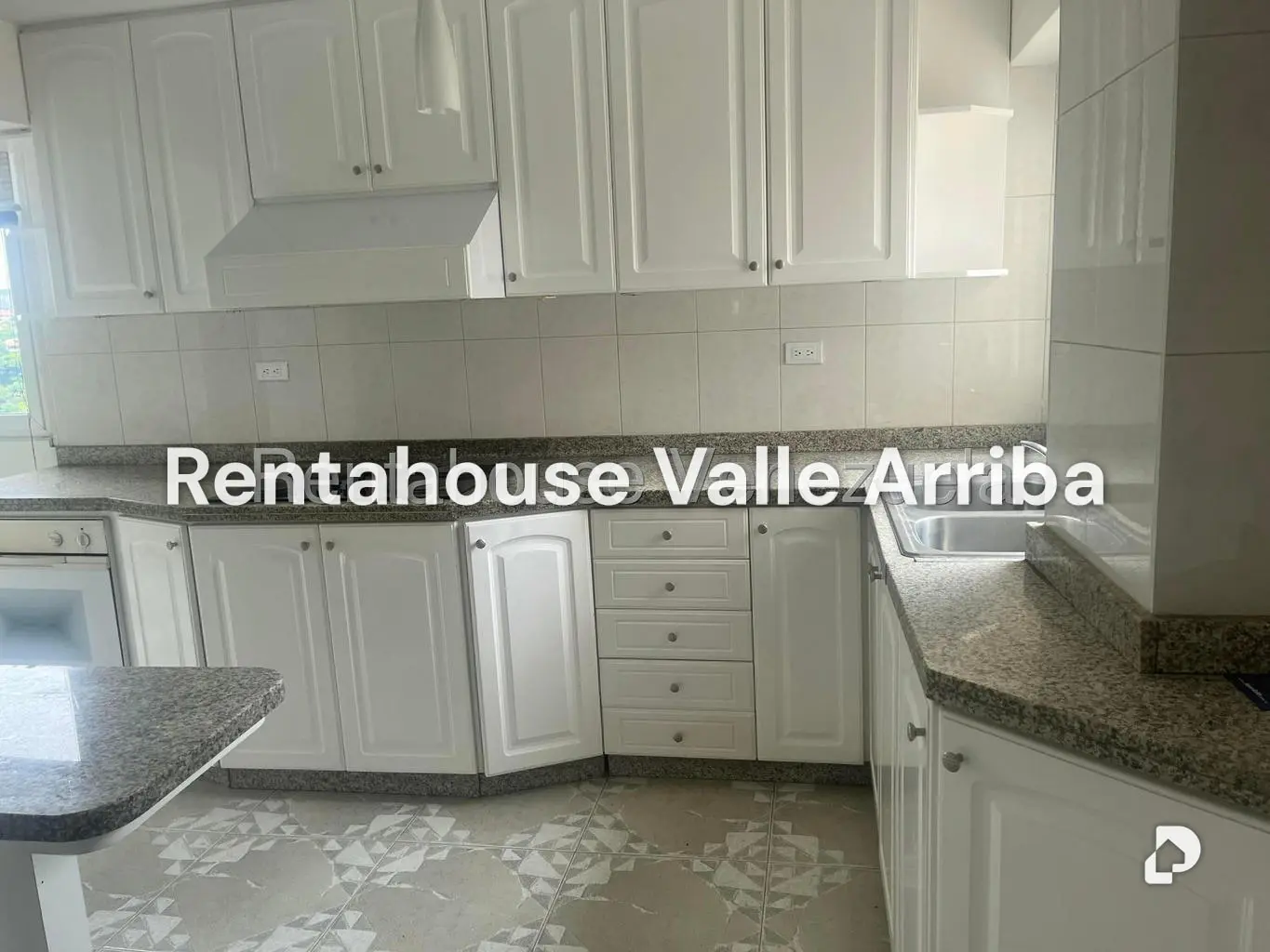 Apartamento en Macaracuay, Caracas – 13