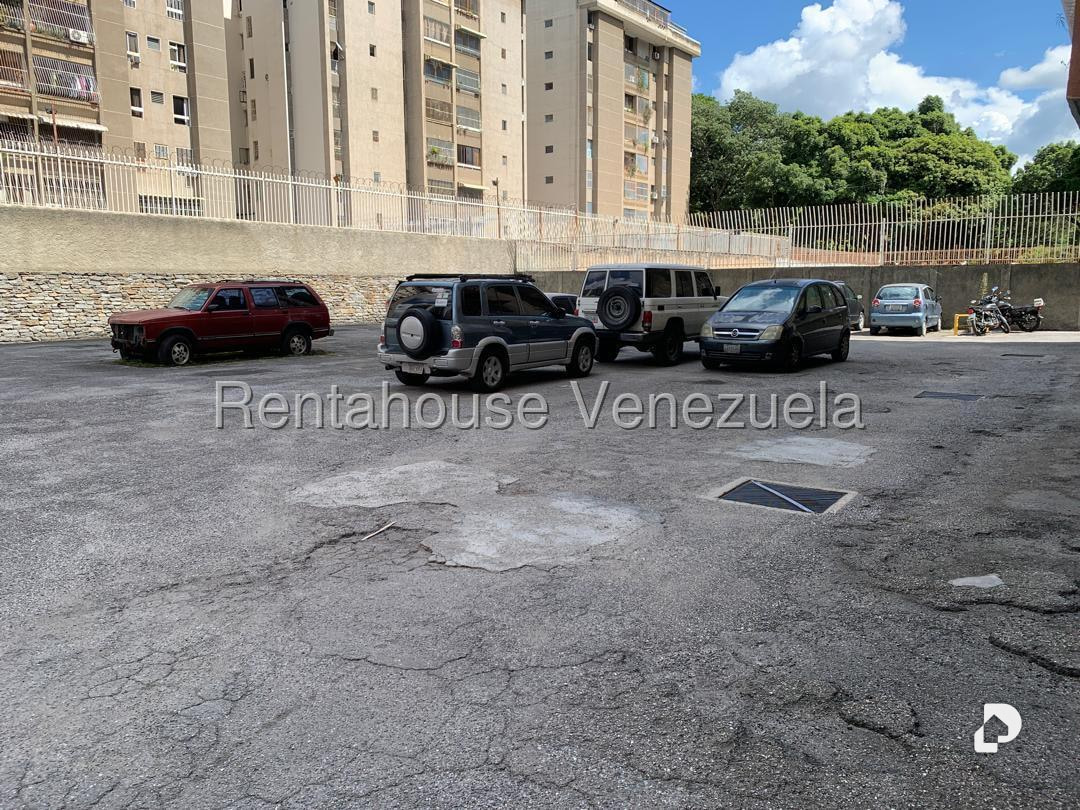 Apartamento en La Urbina, Caracas – 18