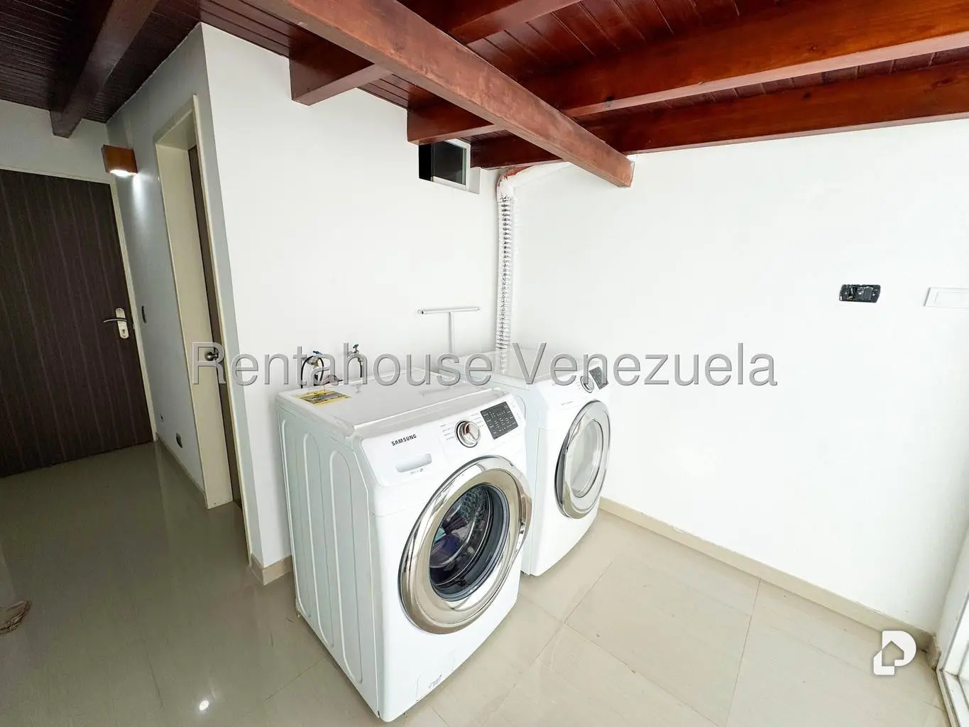 Casa en Prados del Este, Caracas – 82