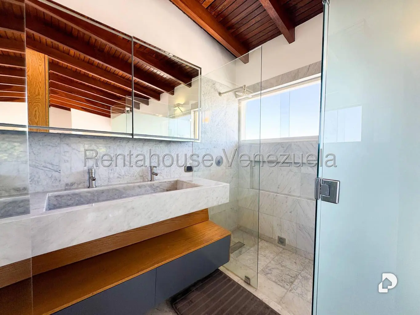 Casa en Prados del Este, Caracas – 50