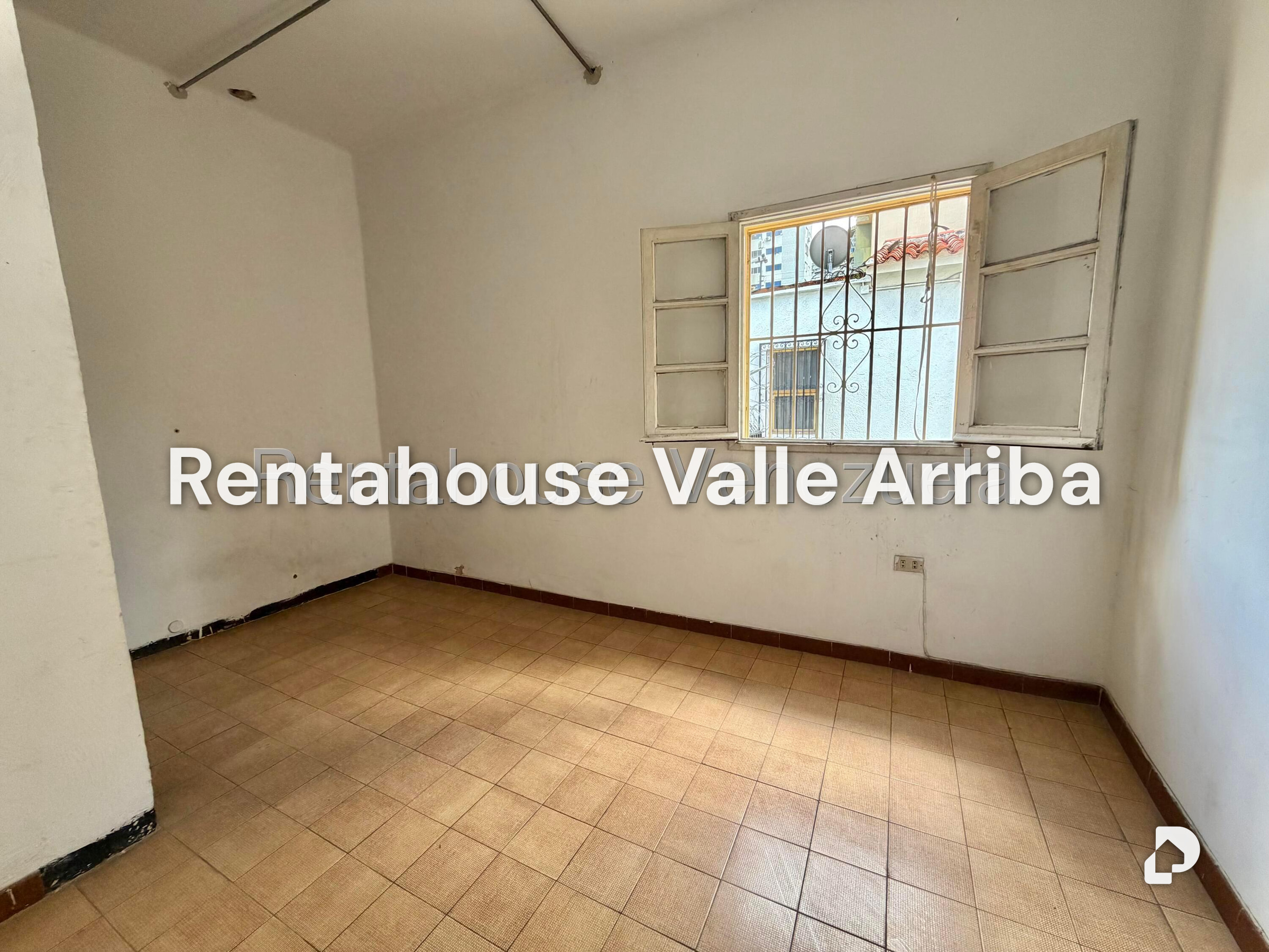 Casa en Bello Monte, Caracas – 15
