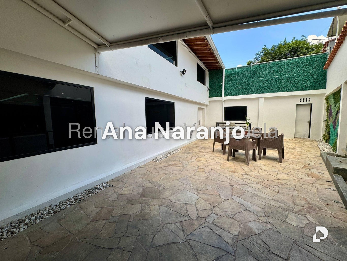 Local comercial en Chuao, Caracas – 48