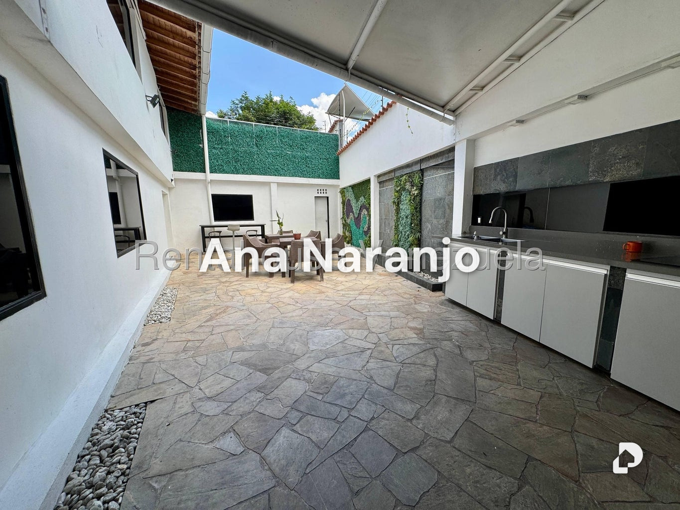 Local comercial en Chuao, Caracas – 49
