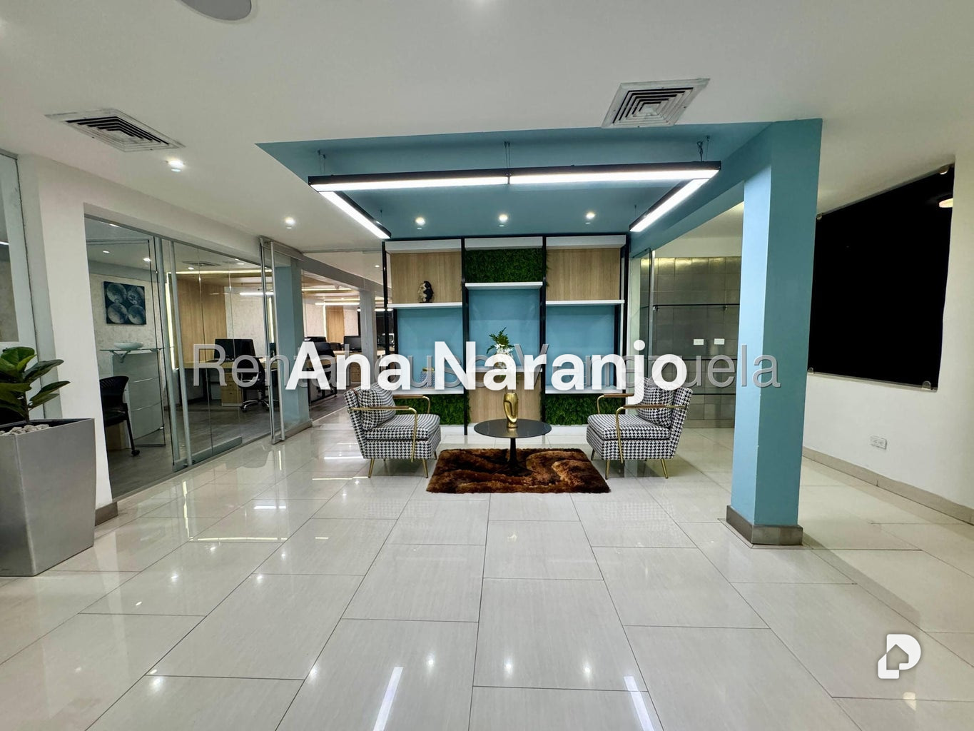 Local comercial en Chuao, Caracas – 4