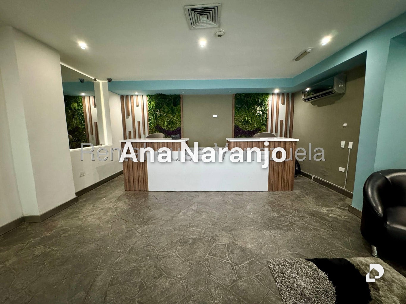 Local comercial en Chuao, Caracas – 10