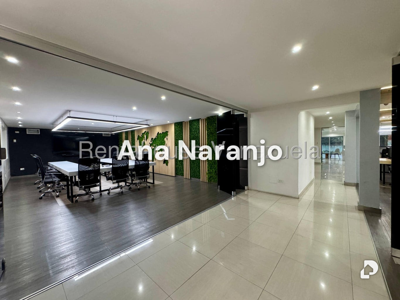 Local comercial en Chuao, Caracas – 16